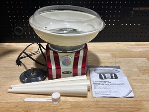 lot 49 image: Bella Cotton Candy Maker