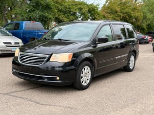 2013 CHRYSLER TOWN AND COUNTRY TOURING (NO RESERVE)