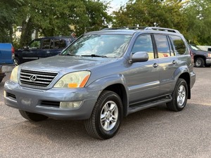 lot 17 image: 2004 LEXUS GX 470 All Wheel Drive (NO RESERVE)