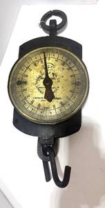 lot 30 image: Antique Penn Scale 300lb Capacity