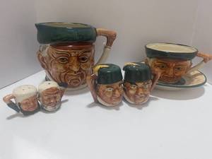 lot 71 image: Set of Toby Mugs and Salt and Peppers