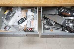 lot 3 image: Kitchen Utensils and Other Supplies