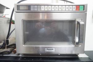 lot 5 image: Panasonic Commercial Microwave