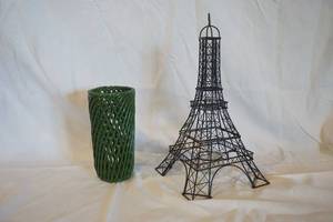lot 46 image: Eiffel Tower Metal Decor & Ceramic Vase