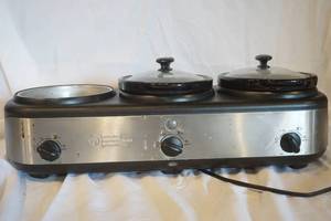 lot 52 image: GE Crock Pot Food Warmer (3 in 1)