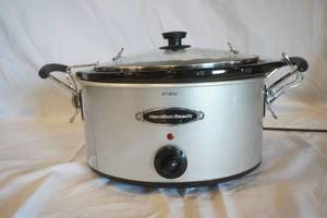 lot 59 image: Hamilton Beach Crock Pot