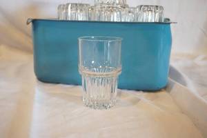 lot 84 image: 10 oz Drinking Glasses (24ct) with container