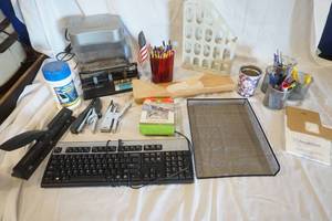 lot 95 image: Office Supplies