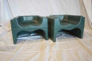 lot 99 image: Booster Seats (2ct)