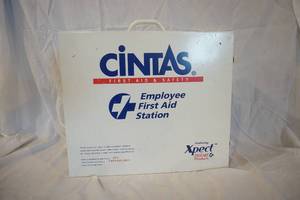 lot 108 image: Metal First Aid Kit