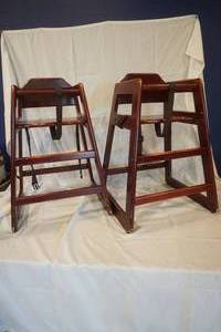 lot 113 image: High Chairs (2ct)