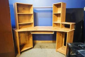 lot 120 image: Computer Stand  (Corner Computer Stand) 30x 73x 30 (desk height) 56 shelf height