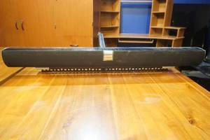 lot 121 image: Vizio Mounted Sound Bar (no cord)