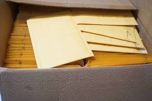 lot 156 image: Box of Padded Manilla Envelopes 6.5x10
