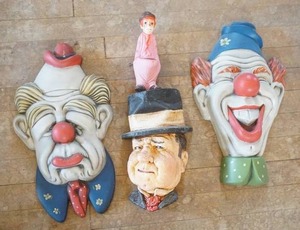 lot 207 image: Vintage Plaster Clown Faces (Holland Mold & W.C. Fields)