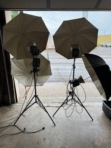 Studio Flash Equipment - Works!