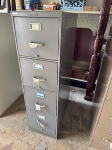 lot 31 image: File Cabinet