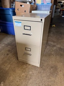 lot 40 image: File Cabinet