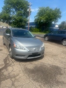 2013 Nissan Sentra, Sedan Runs and Drive Well