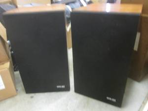lot 20 image: (A-4) Pair of Pioneer HPM-100 Speak...