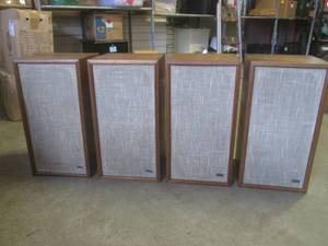 lot 21 image: (BR2) Set of 4 Sansui AS-200 3-Way ...