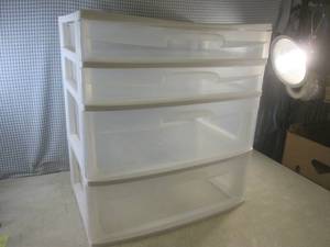 lot 29 image: (EW5) Sterilite 4-Drawer Organize 2...