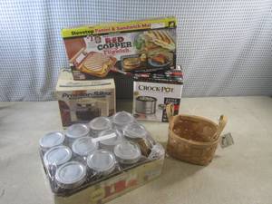 lot 43 image: (EW4) Assorted Kitchen - Little Dip...