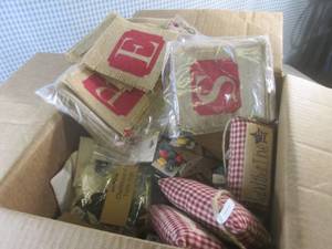 lot 61 image: (EC1) Box Full of Assorted New Smal...