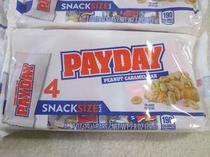 lot 70 image: (B-1) 12 - 4-Pack Snack Size PayDay...
