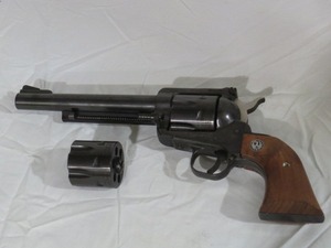 lot 5 image: Ruger Blackhawk 32 Caliber Single Action Revolver with Extra Cylinder