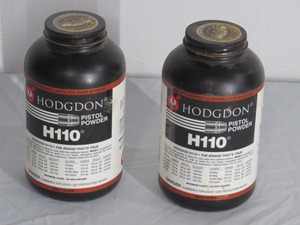 lot 25 image: Hodgdon H110 Pistol Powder