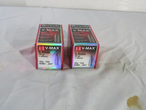 lot 41 image: Hornady V-MAX Series Reloading Bullets 95gr - 6.5mm
