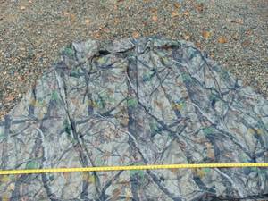 lot 75 image: Deer Stand Cover
