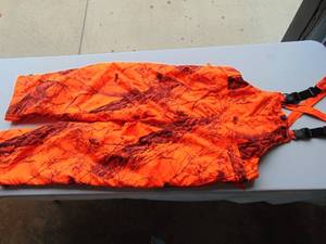 lot 77 image: MountN Prairie Mens Deer Hunter Blaze Orange Bibs - XL