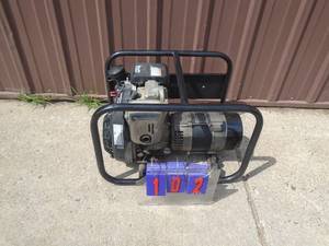 Honda Powered north start generator. Used condition. Tested & works. As shown.