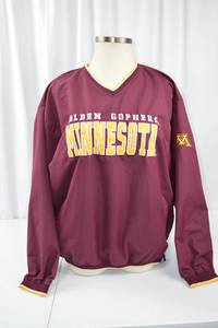 lot 67 image: Campus Heritage Minnesota Golden Gophers Pullover XXL
