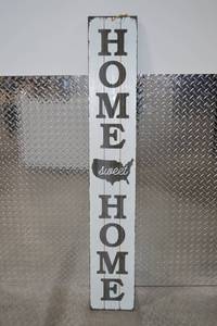 lot 82 image: Home Decor Lot - Home Sweet Home and Patriotic Welcome Signs