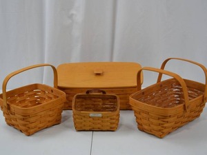 lot 87 image: Longaberger Handwoven Basket Collection with Liners and Wood Lid