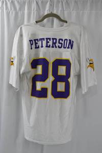 lot 92 image: Adrian Peterson Minnesota Vikings Jersey #28