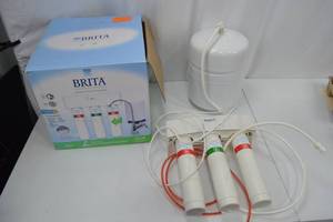lot 132 image: Brita USS-335 Redi-Twist Reverse Osmosis Filtration System