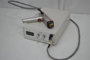 lot 143 image: SDL Laser Systems Industrial Laser Module, Model XSR 256-30113 (No Power Cord)