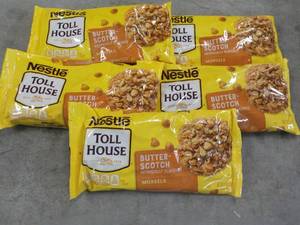 lot 362 image: 5 Bags Butterscotch 11 oz Morsels...