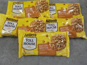 lot 363 image: 5 Bags Butterscotch 11 oz Morsels...