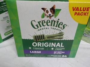 lot 206 image: Greenies Original Dental Treats - 2...