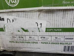 lot 93 image: 5000 Sheets 8.5 x 14 White Boise Co...