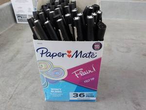 lot 146 image: 36 Paper Mate Felt Tip Pens...