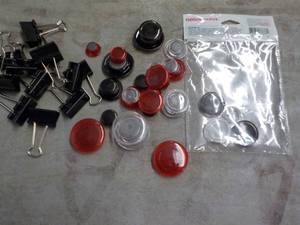 lot 160 image: Magnets and Clips...