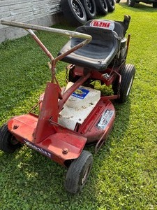 lot 7 image: snapper lawn mower