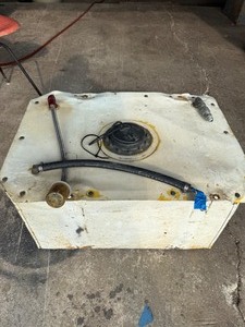 lot 10 image: Fuel cell for race car
