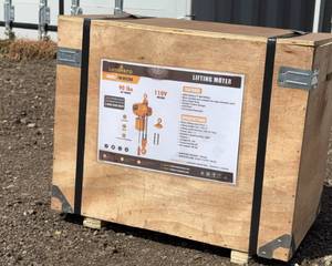 lot 7909 image: LandHero 1 Ton Motorized Chain Hoist (LDH-DJ2200)